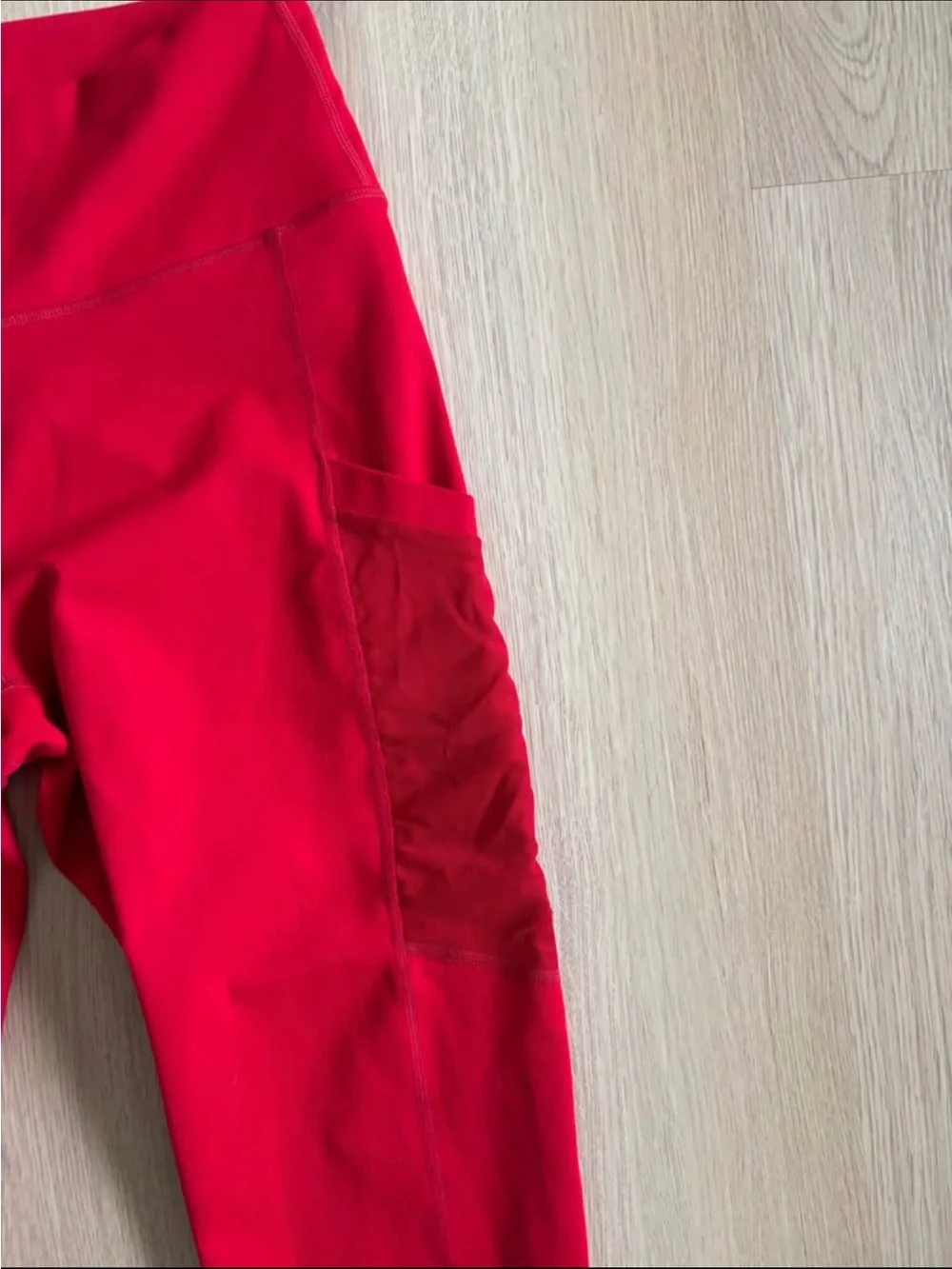 Fabletics Powerhold Capris - Picture 3 of 6